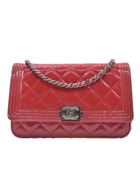 $3350 Chanel Patent Calfskin Quilted Boy Wallet On Chain WOC